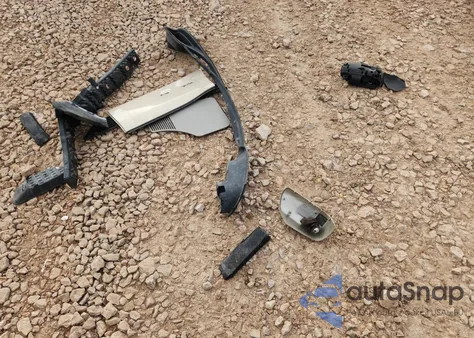 2006 Suzuki Grand Vitara Luxury z USA, uszkodzony, nr VIN JS3TD947564104158